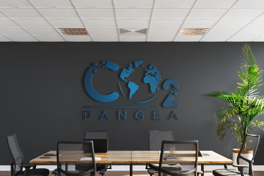 Aplicació del logotip PANGEA a una paret